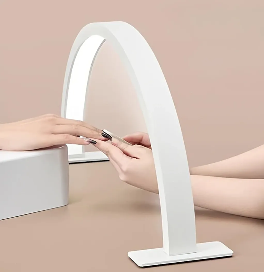 Lampara media luna para mesa